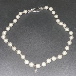 Plunder Pearl necklace